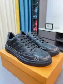 Picture of Louis Vuitton Shoes _SKULVsz38-44mnf061617175